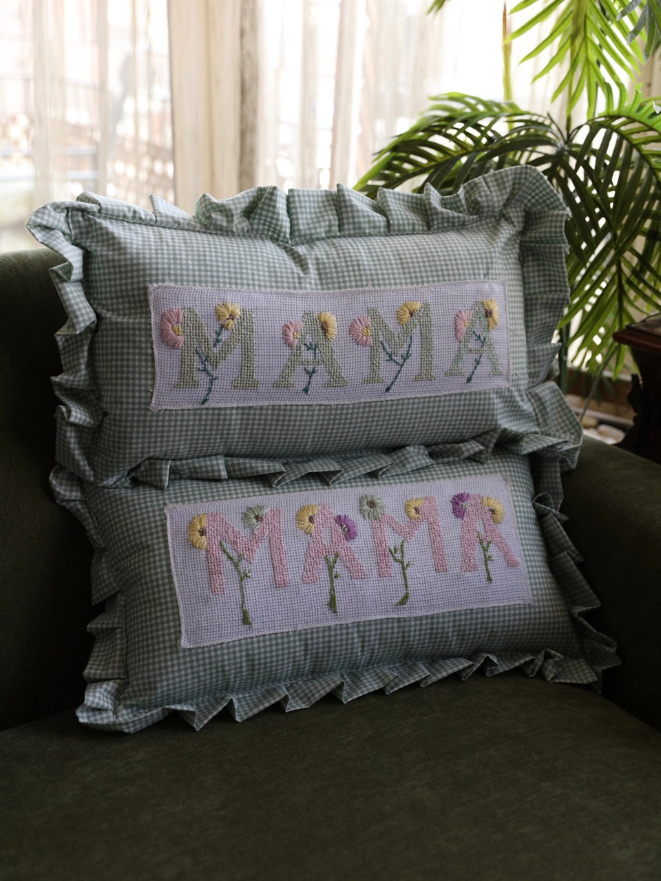 MAMA CUSHION 1.0