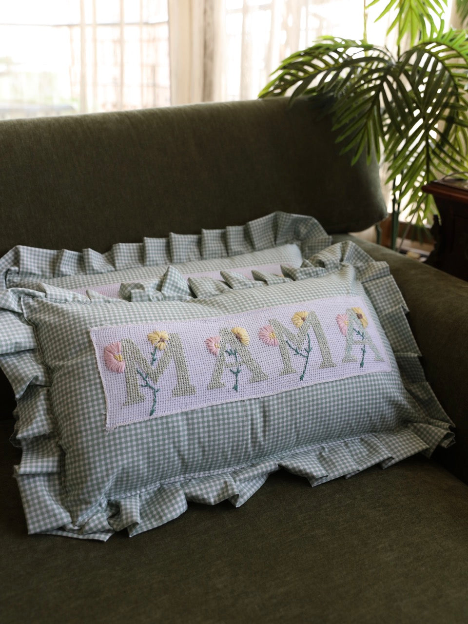 MAMA CUSHION 1.0