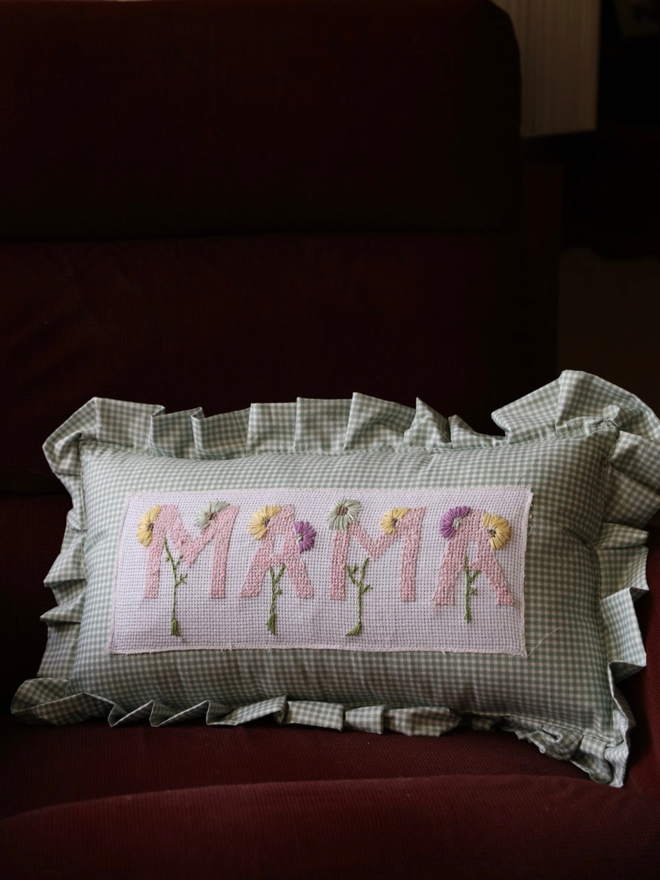 MAMA CUSHION 1.0